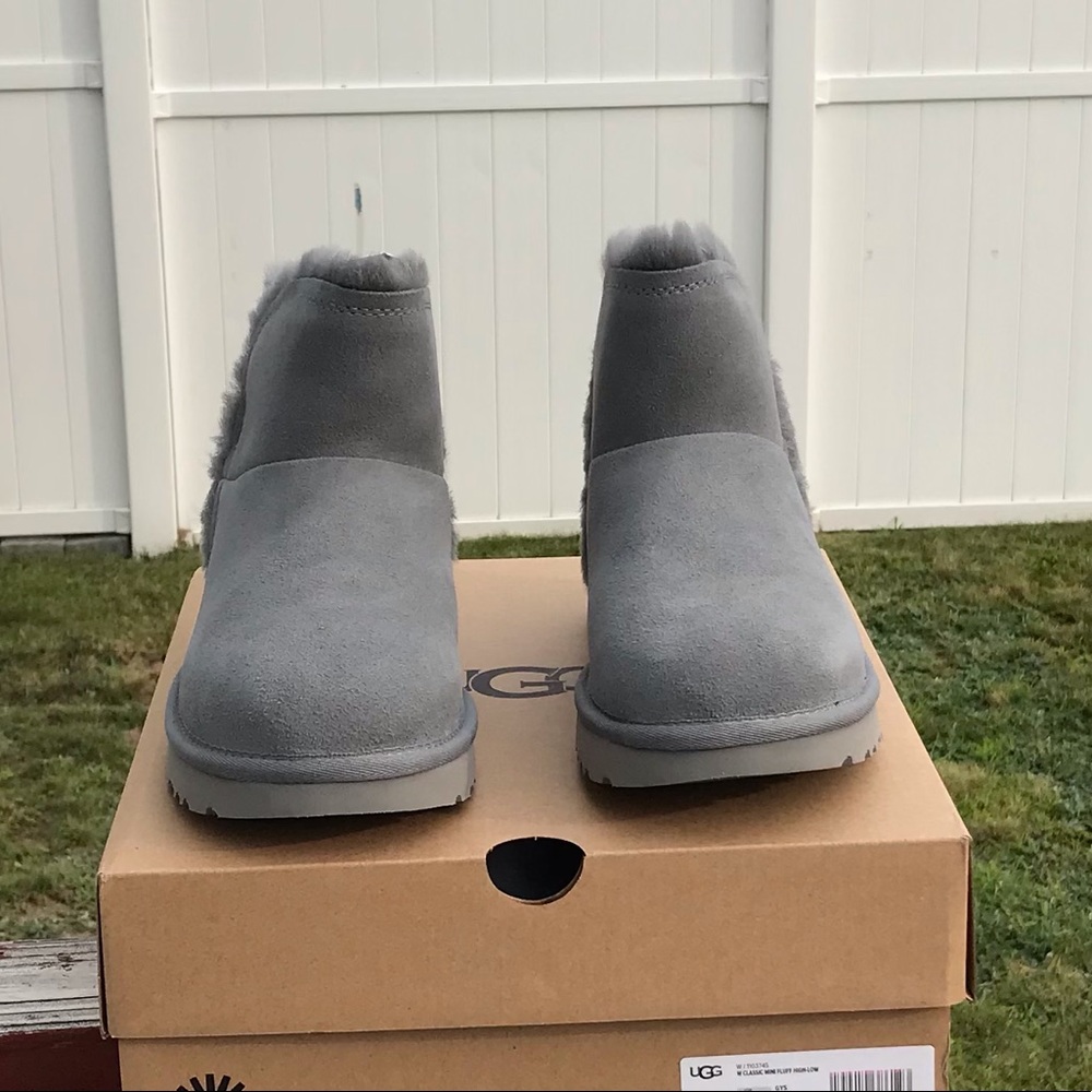UGG Classic Mini Fluff High-Low - Picture 4 of 8